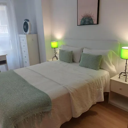 Apartment Junto A La Playa De Gros Ess02373