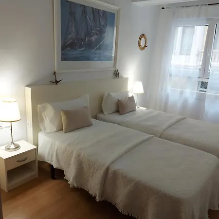 Апартаменты Junto A La Playa De Gros Ess02373