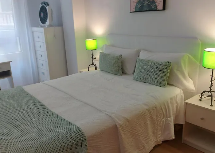 Apartment Junto A La Playa De Gros Ess02373