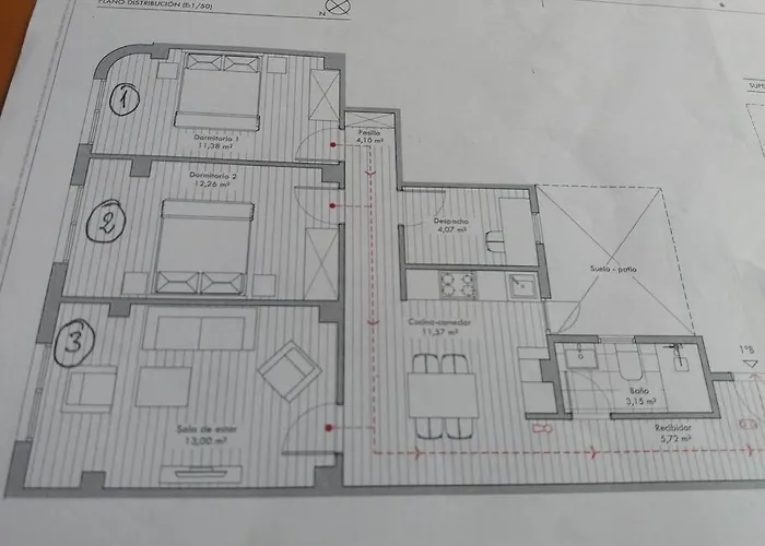 Junto A La Playa De Gros Ess02373